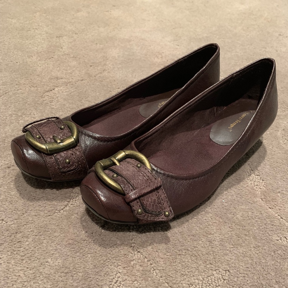 BareTraps size 9 brown shoes